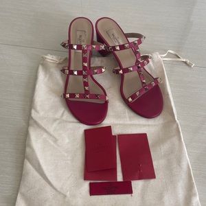 Valentino rockstud block heel sandal European size 38